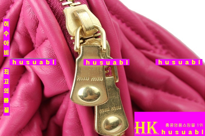 �̿�̿� ���׶�� ũ�ν��� �Ż� MI88039-4